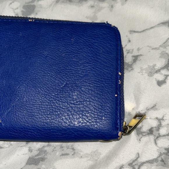 Michael Kors Blue Leather Wallet with Gold Accents - Picture 5 of 8